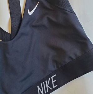 Top de sport Nike